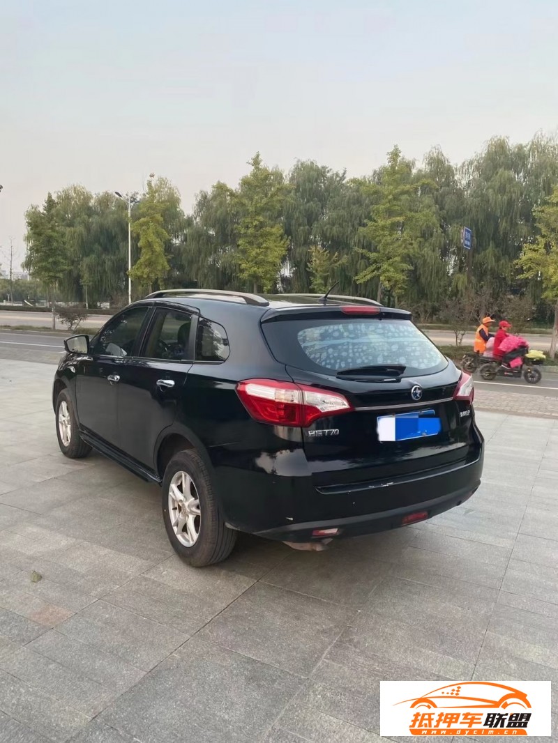  16年啟辰T70轎車 