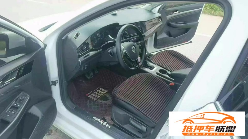  20年大眾寶來轎車 