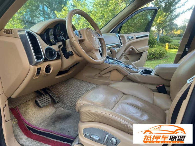  12年保時(shí)捷卡宴SUV 
