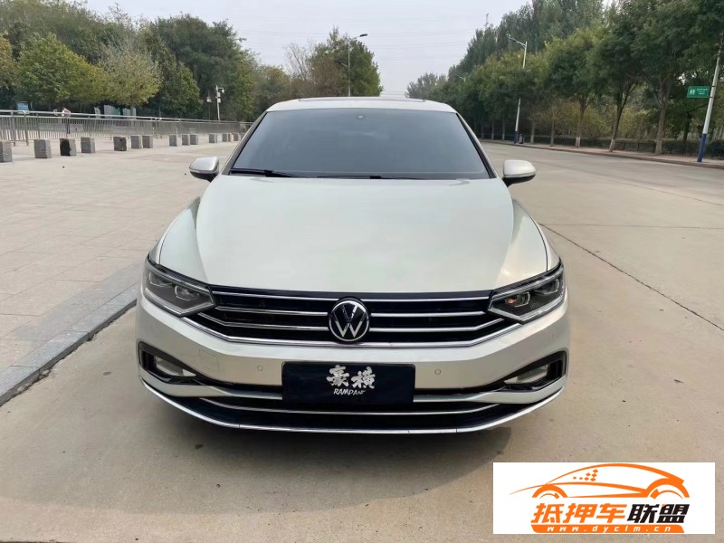  20年大眾邁騰轎車 