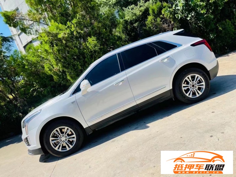  22年凱迪拉克XT5轎車 