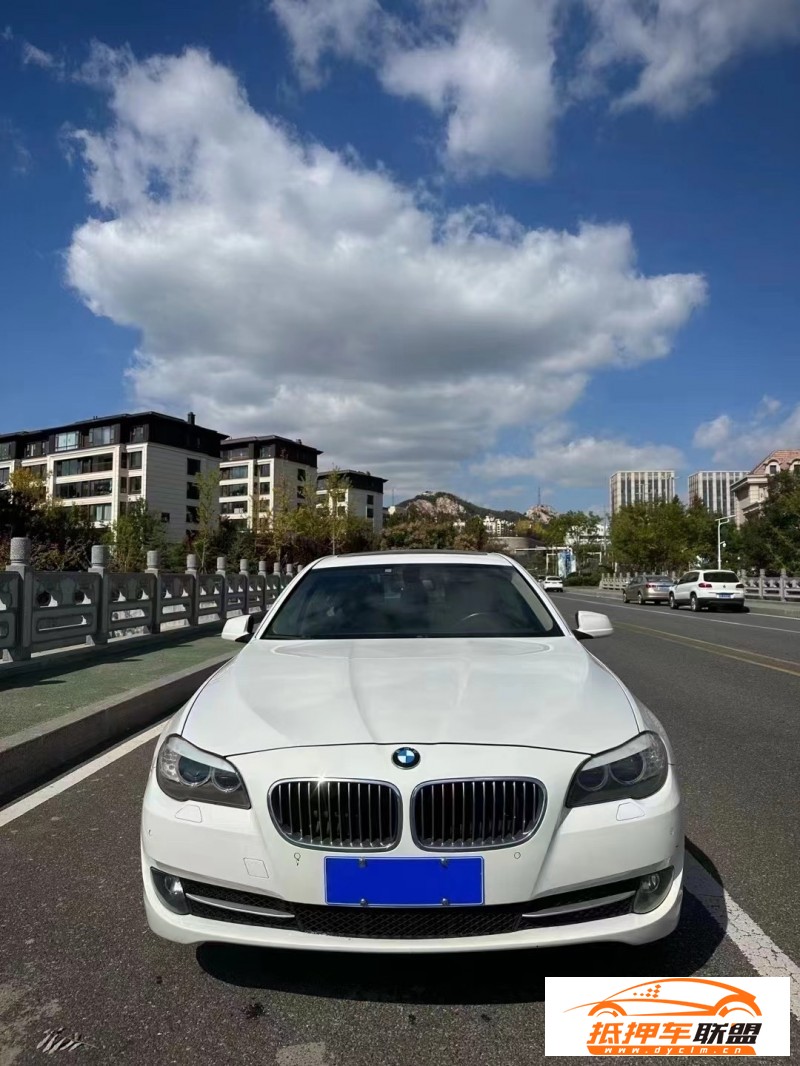  13年寶馬5系轎車 