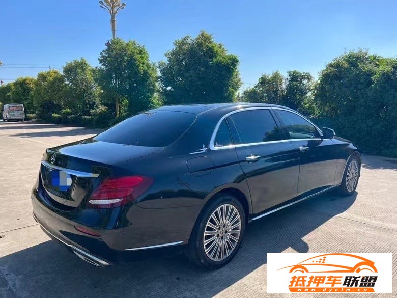  20年奔馳E轎車 