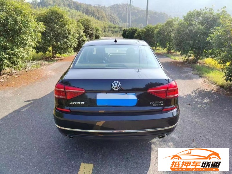  18年大眾帕薩特轎車 