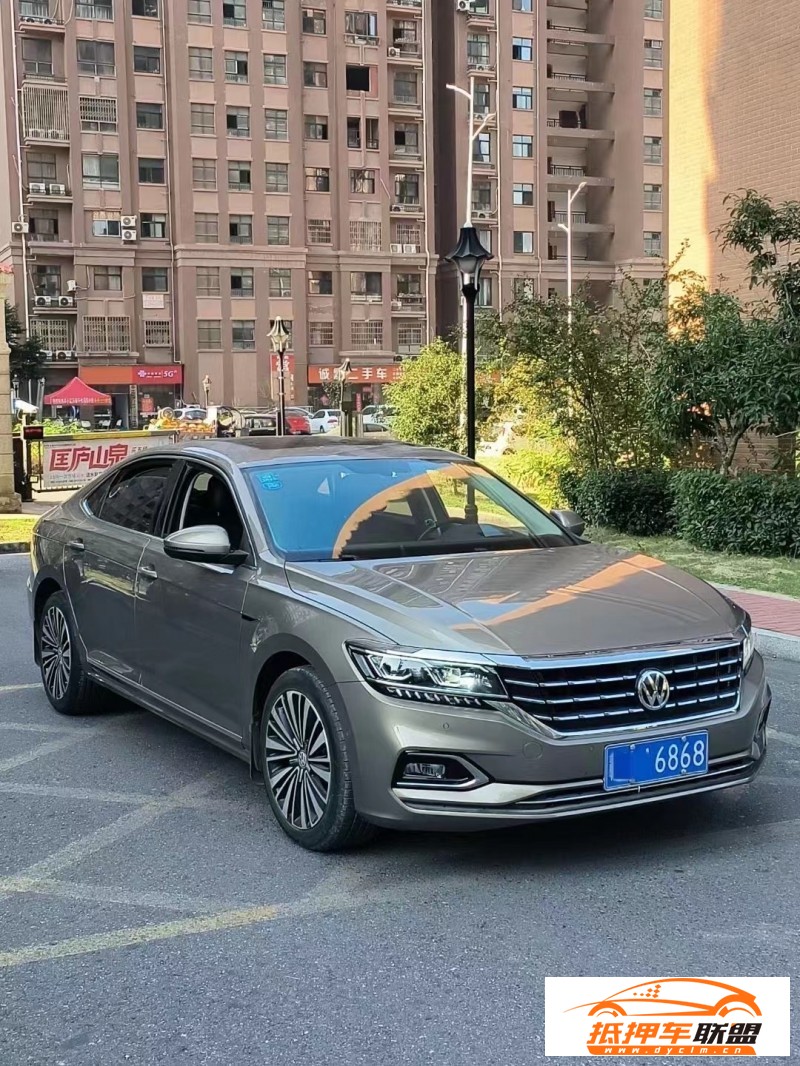  19年大眾帕薩特轎車 