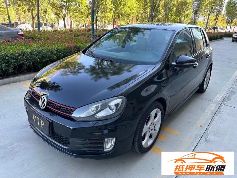  11年大眾高爾夫轎車 