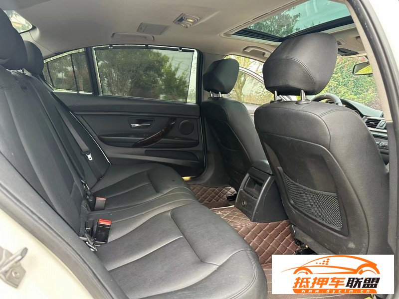  13年寶馬3系轎車 