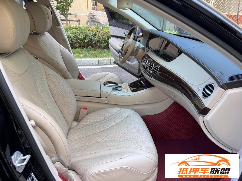  15年奔馳邁巴赫S級(jí)轎車 