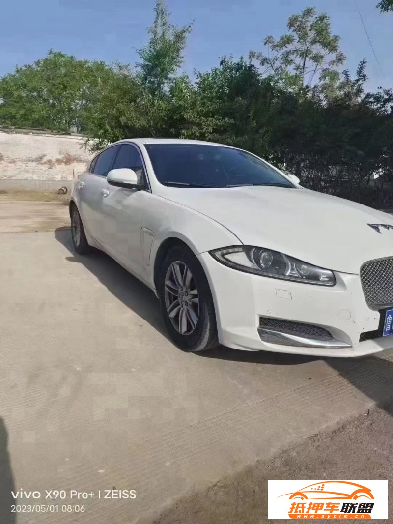  16年捷豹XF轎車 