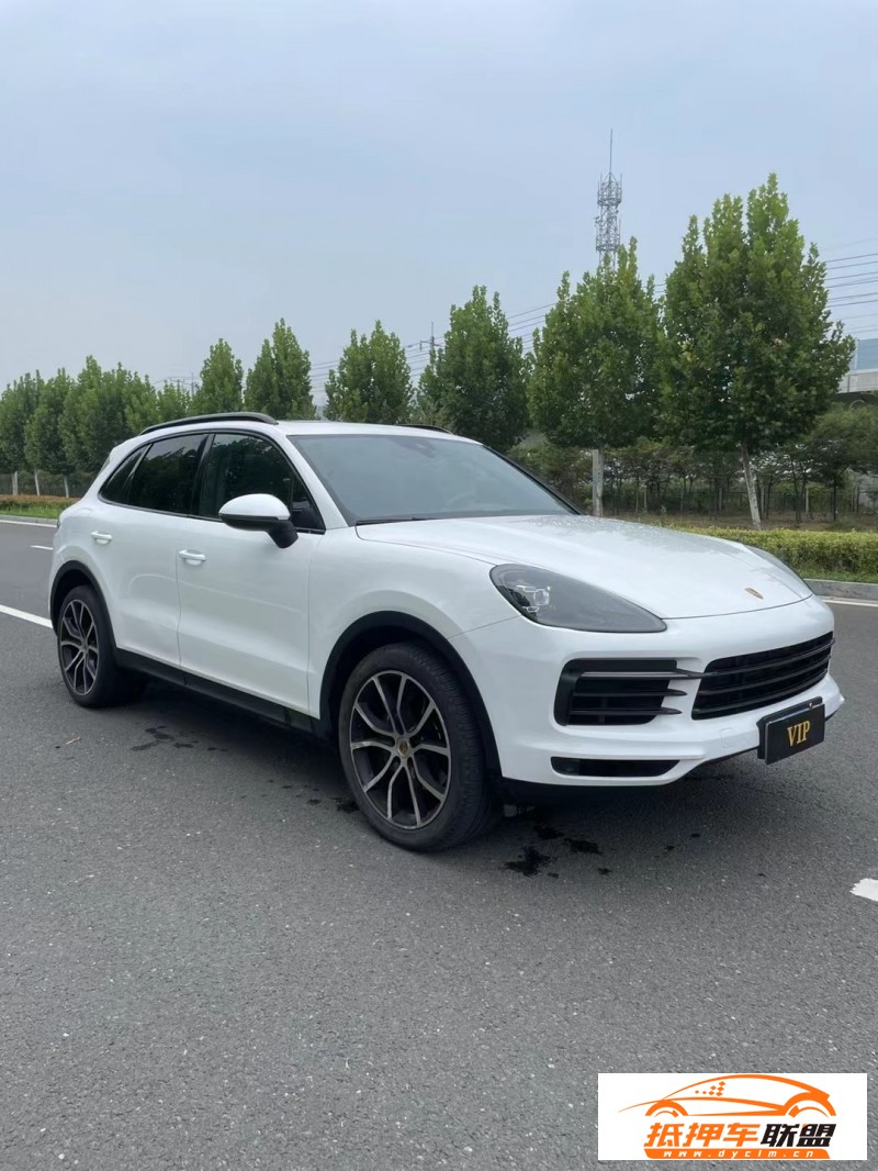  18年保時(shí)捷卡宴SUV 