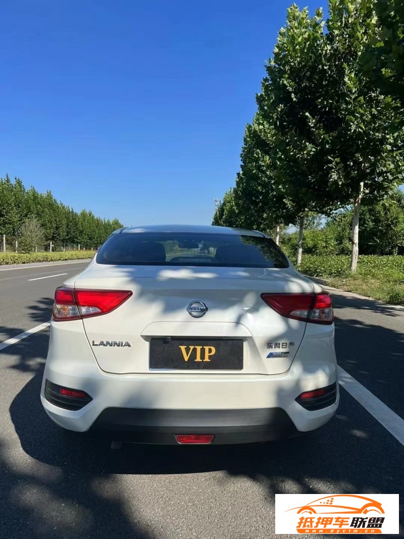  19年日產藍鳥轎車 