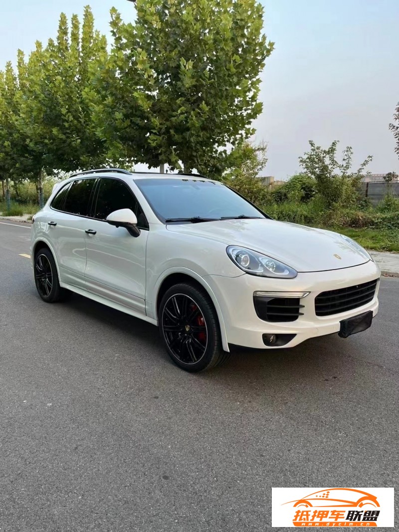  17年保時捷卡宴SUV 