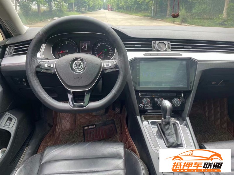  18年大眾邁騰轎車 