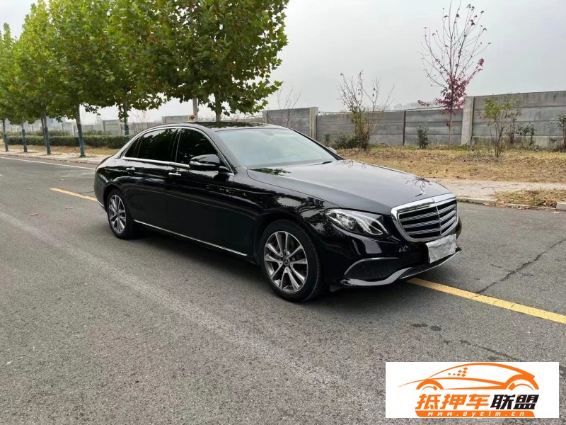 20年奔馳E轎車 