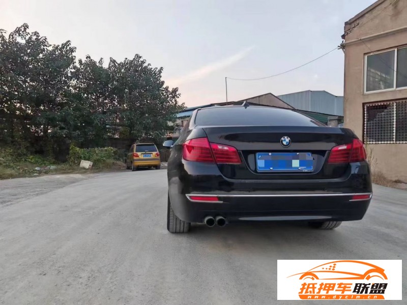  17年寶馬5系轎車 