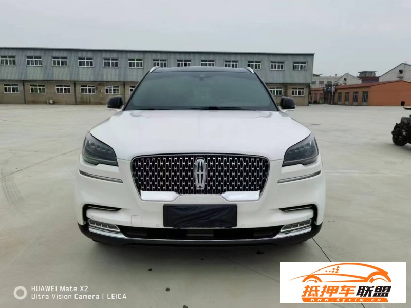  21年林肯飛行家轎車 