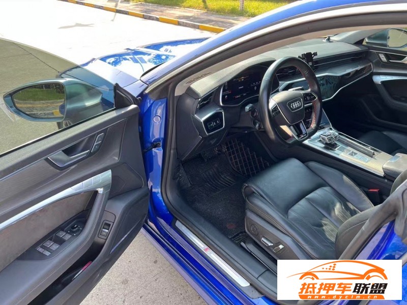  19年奧迪A7轎車 