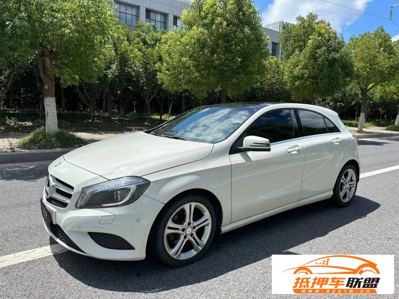  15年奔馳A轎車 