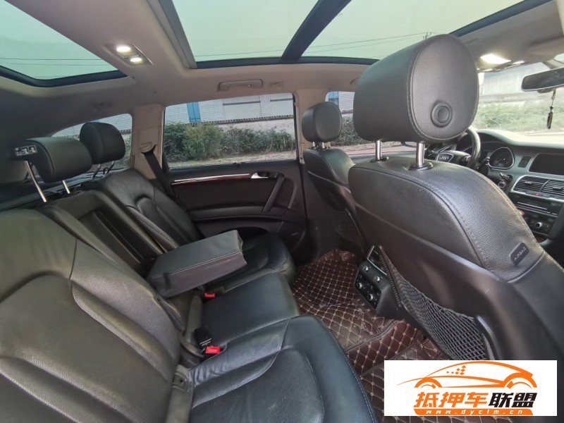  12年奧迪Q7轎車 