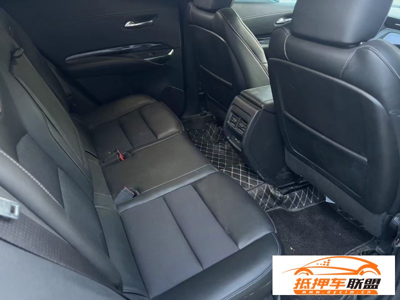  21年凱迪拉克XT4轎車 