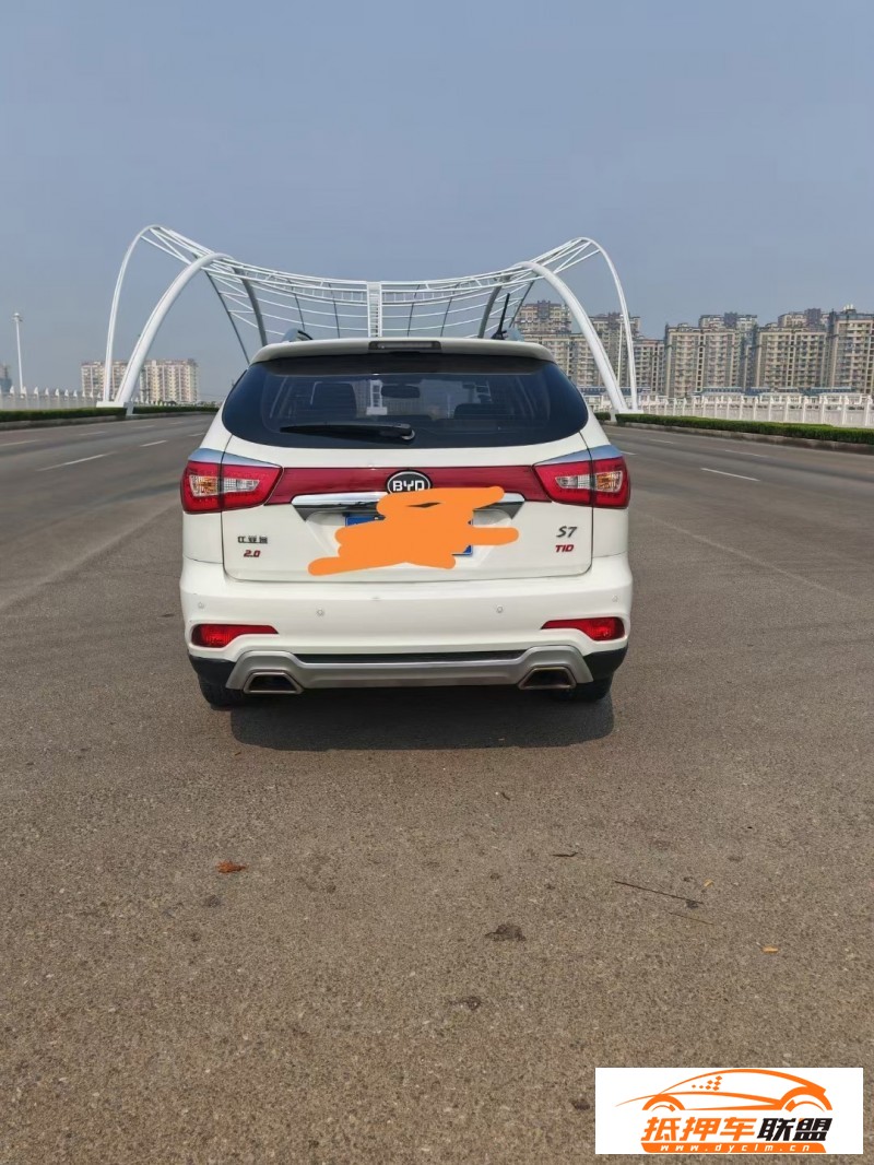  17年比亞迪S7SUV 