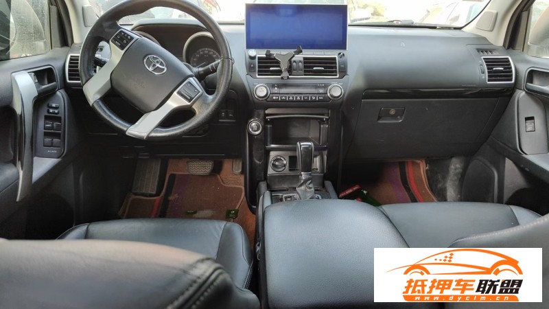 17年豐田普拉多SUV 