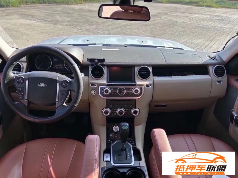  12年路虎發(fā)現(xiàn)4轎車 