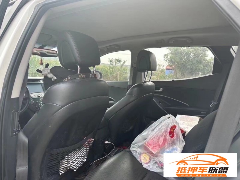  15年現(xiàn)代全新勝達(dá)轎車 