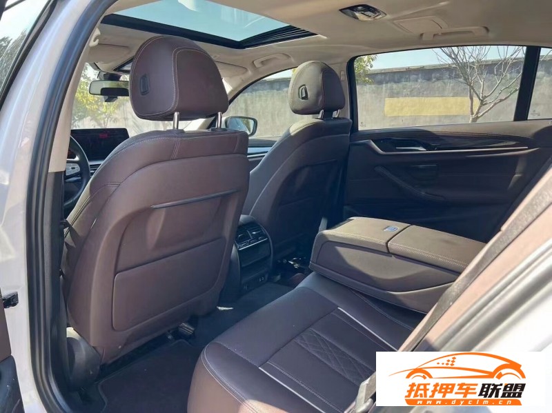  22年寶馬5系轎車(chē) 