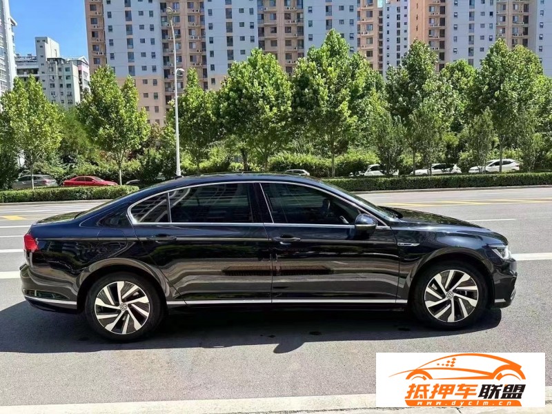  21年大眾邁騰轎車 