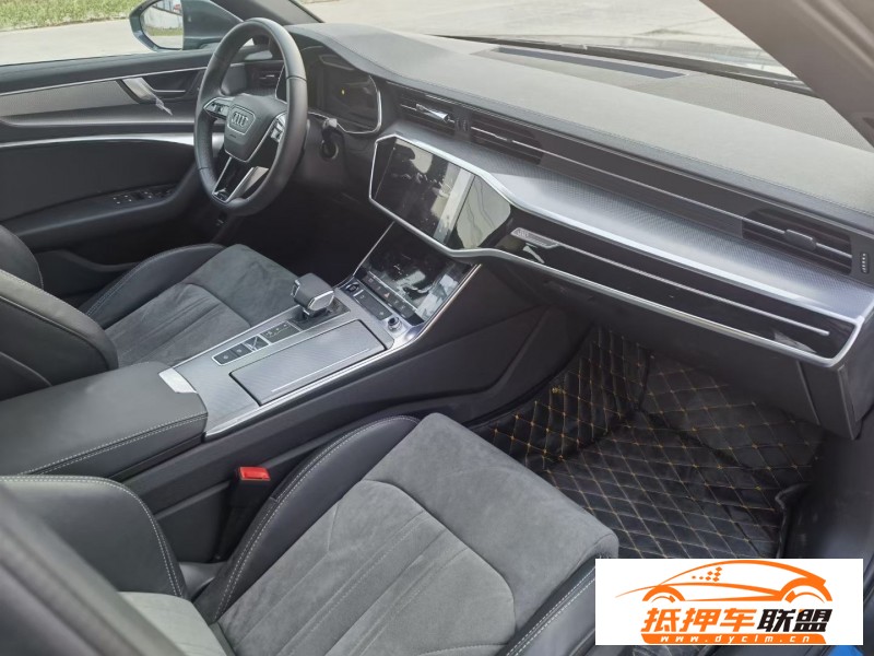 22年奧迪A6L轎車 