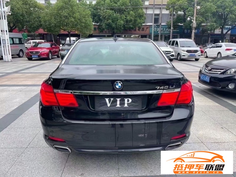  12年寶馬7系轎車 