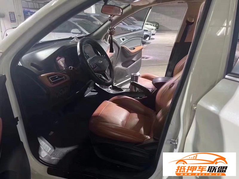  17年奇瑞瑞虎轎車 