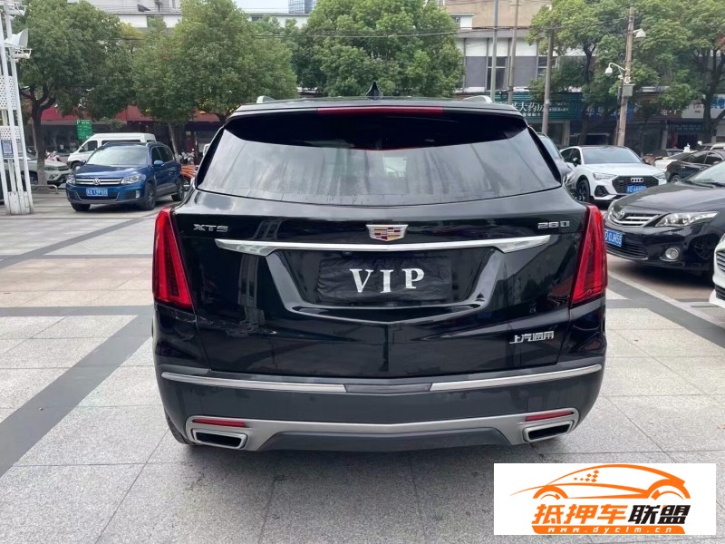  20年凱迪拉克XT5轎車 