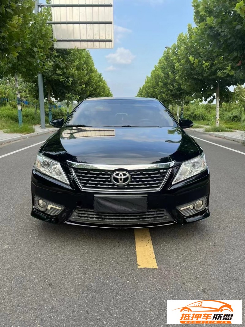  13年豐田凱美瑞轎車 