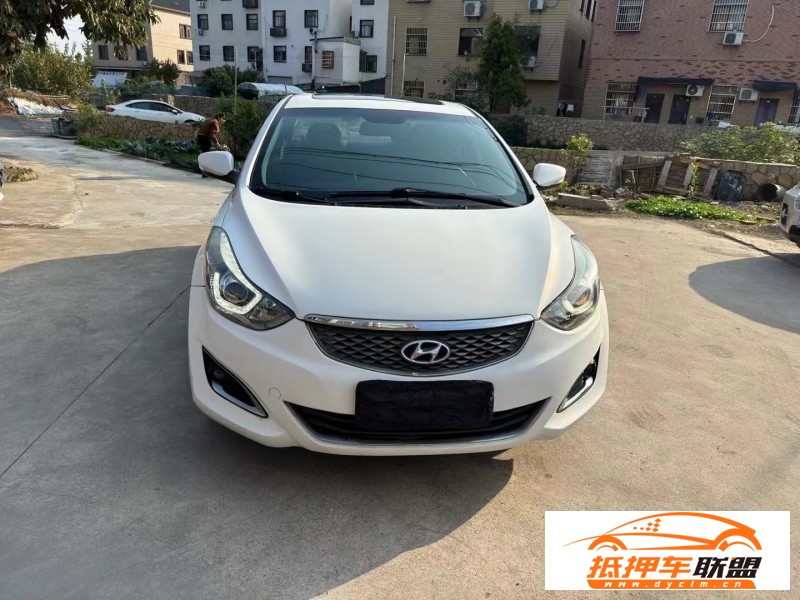  17年現(xiàn)代朗動(dòng)轎車 