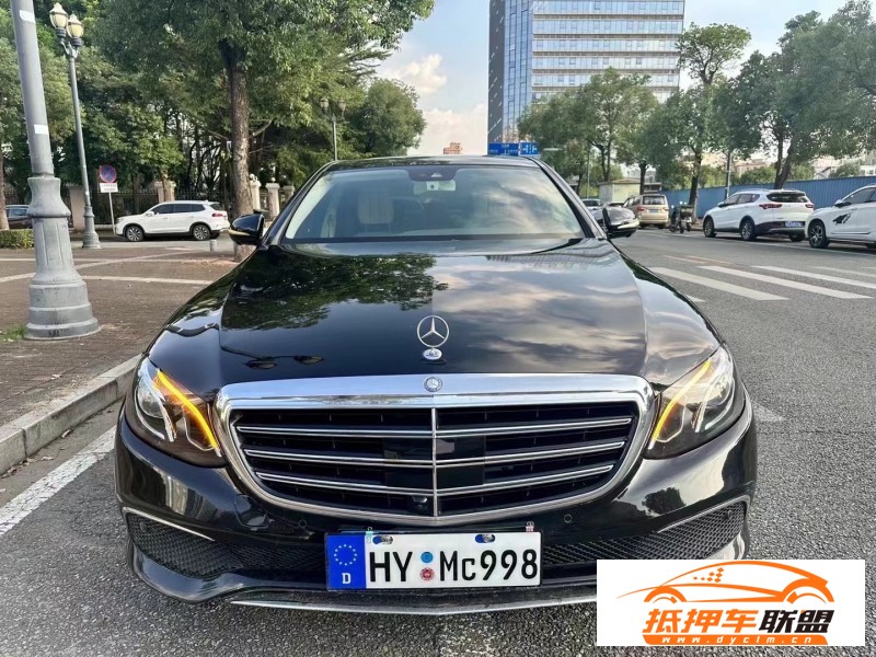  16年奔馳E轎車 