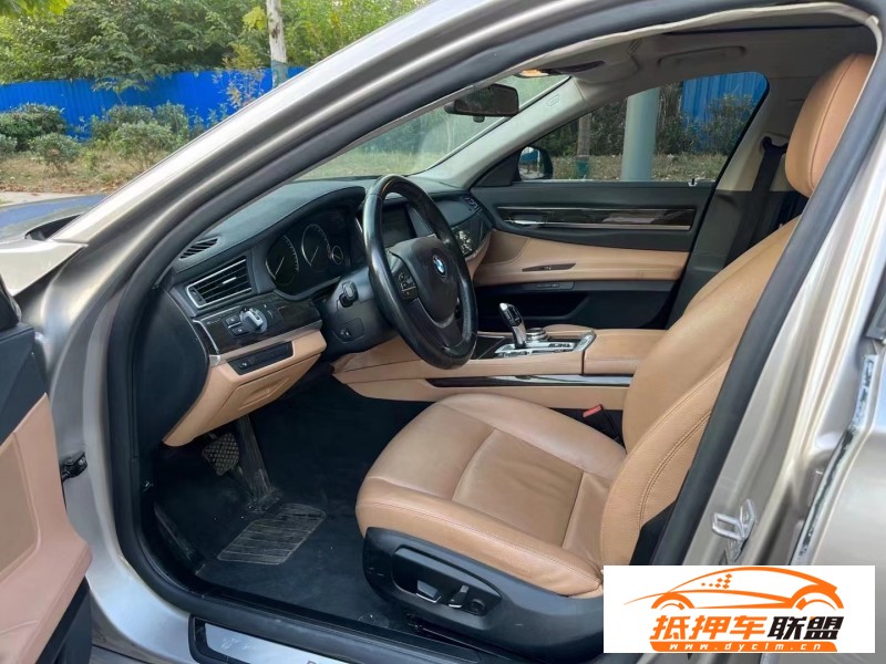  15年寶馬7系轎車 