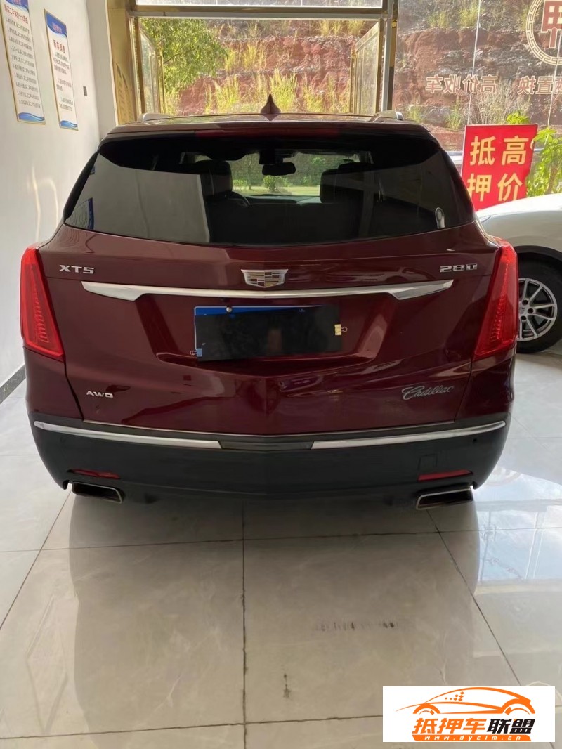  16年凱迪拉克XT5轎車 