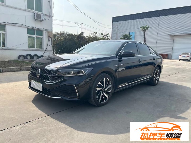  22年大眾帕薩特轎車 