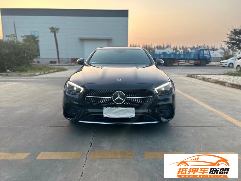  20年奔馳E轎車 