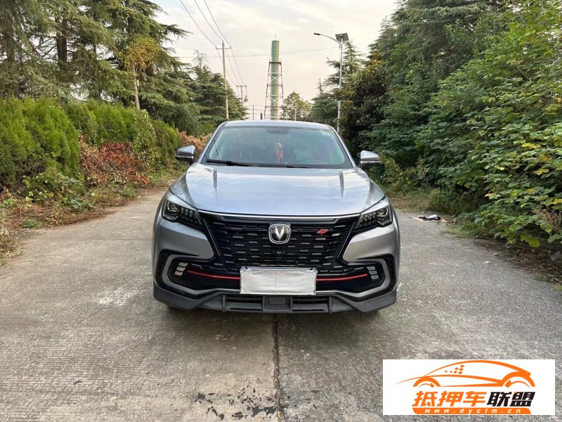 22年長安長安cs85轎車 