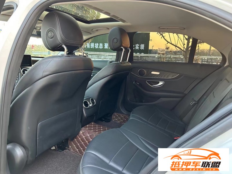  18年奔馳C轎車(chē) 