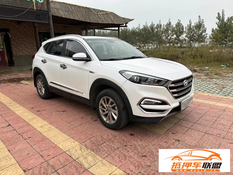  16年現(xiàn)代途勝SUV 