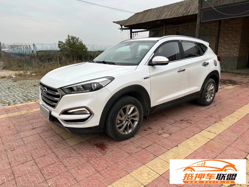  16年現(xiàn)代途勝SUV 