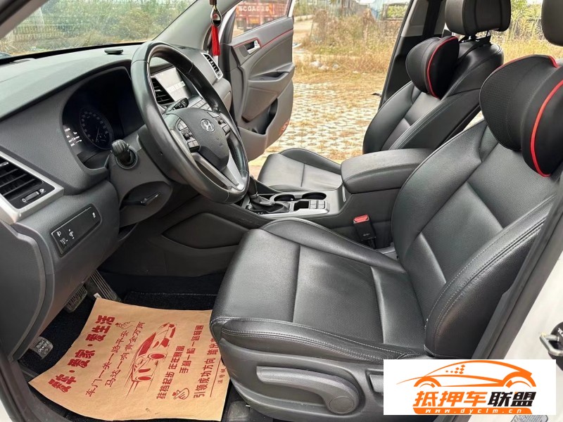  16年現(xiàn)代途勝SUV 