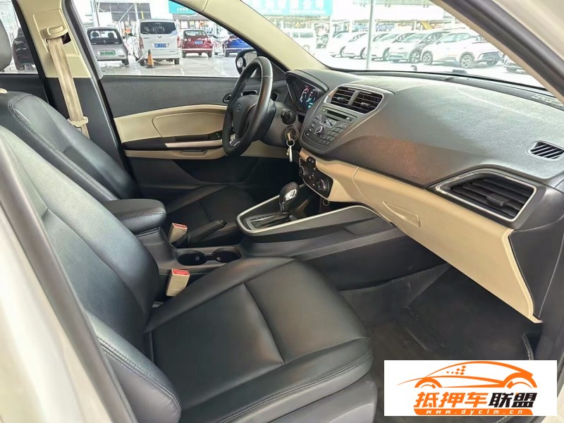  18年福特福睿斯轎車 