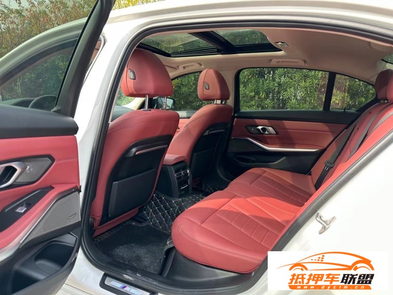  21年寶馬3系轎車 
