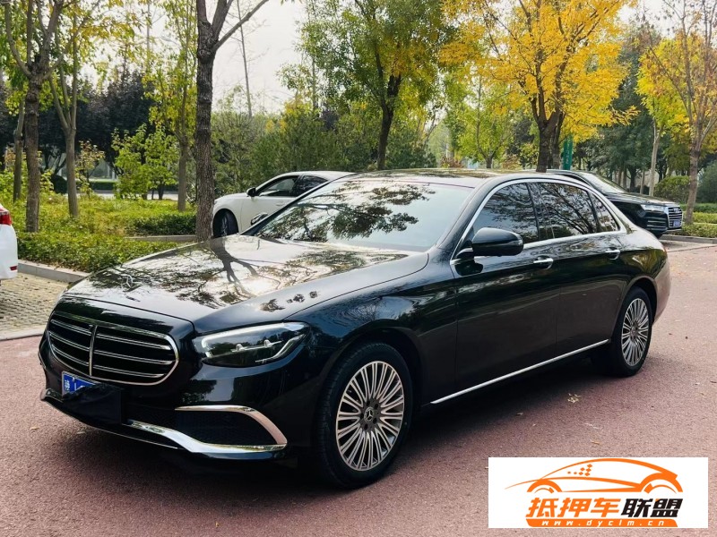  22年奔馳E轎車 