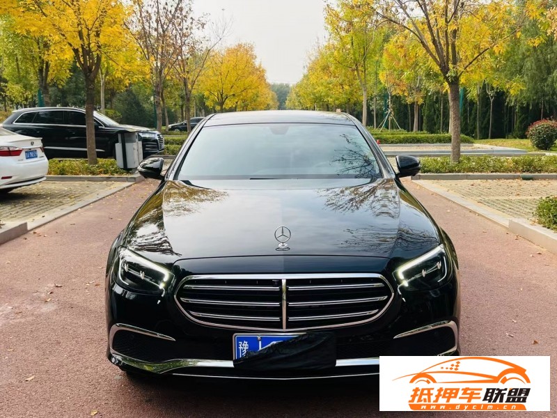  22年奔馳E轎車 